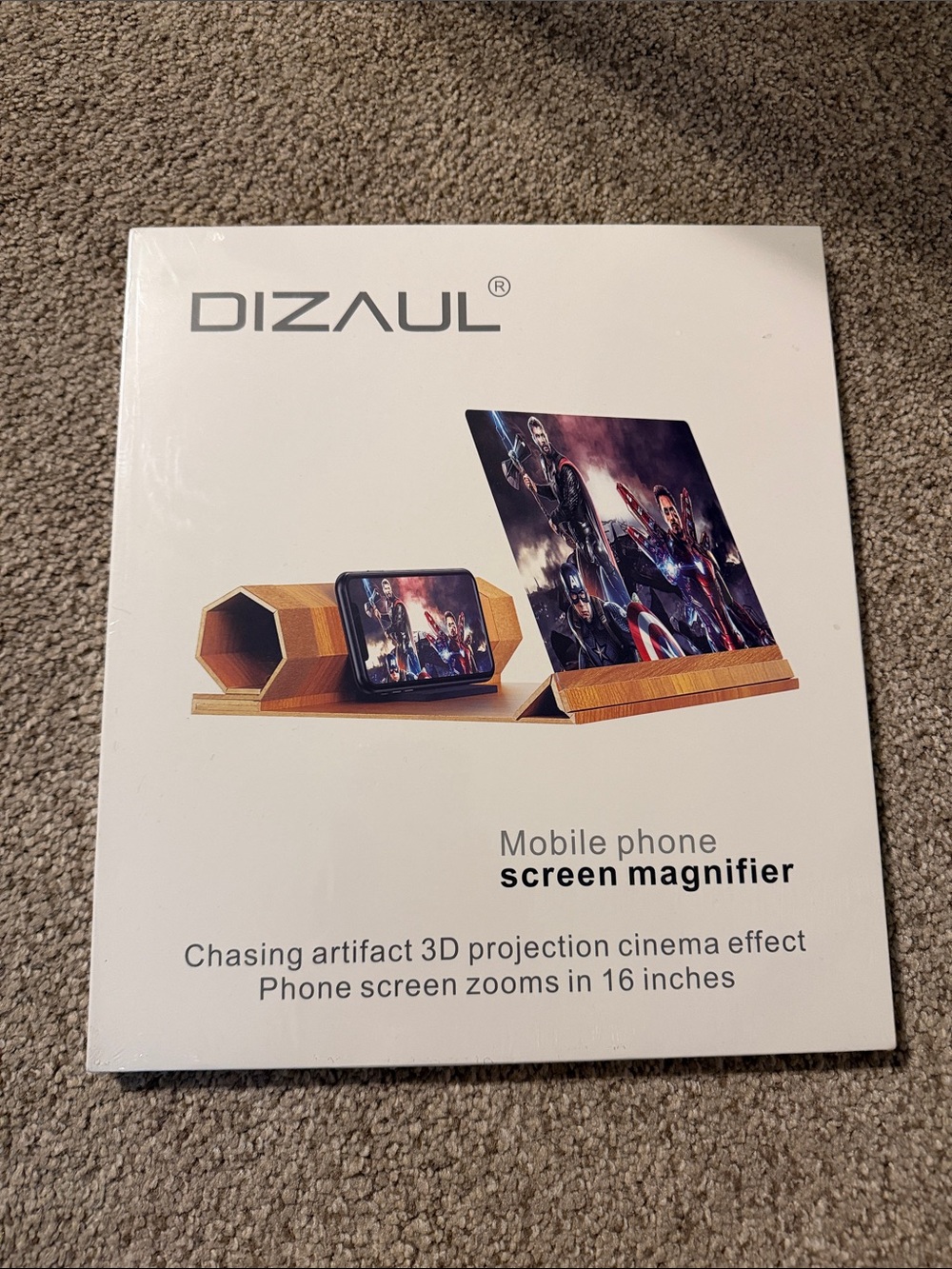 Mobile Phone Screen Magnifier in Wood Tone